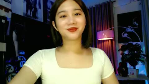 Snapshot of a_r_i_a_n_n_a chatting on 10-28-25, 07:23 Lovely Yana online show from 10-28-25, 07:23