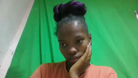 aadienne online show from 05-11-26, 02:45