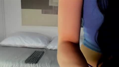 Snapshot of aafrodita_ares chatting on 06-19-26, 07:28 Ares y afrodita online show from 06-19-26, 07:28