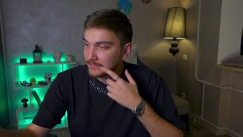 Alex online show from 02-08-25, 08:20