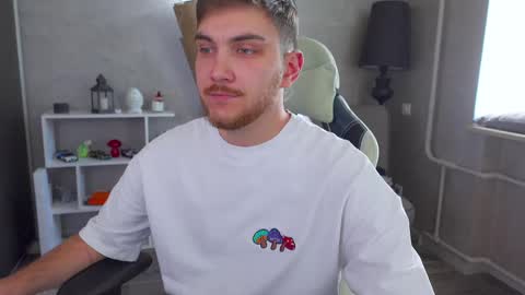 Alex online show from 03-09-25, 05:11