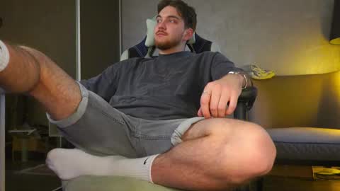 Alex online show from 10-26-25, 07:36