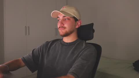 Snapshot of aalexxxxxx chatting on 07-02-26, 03:23 Alex online show from 07-02-26, 03:23