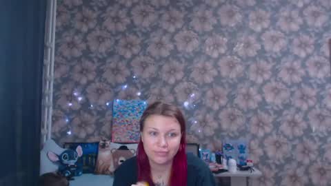 Snapshot of aalicebubble chatting on 04-28-26, 10:37 Alice online show from 04-28-26, 10:37