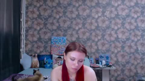 Snapshot of aalicebubble chatting on 05-06-26, 01:25 Alice online show from 05-06-26, 01:25