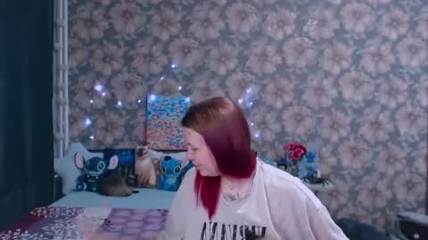 Snapshot of aalicebubble chatting on 05-21-26, 07:54 Alice online show from 05-21-26, 07:54