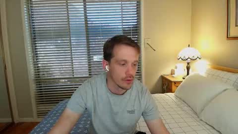 Snapshot of aanal341330 chatting on 12-17-25, 05:02 Kris online show from 12-17-25, 05:02