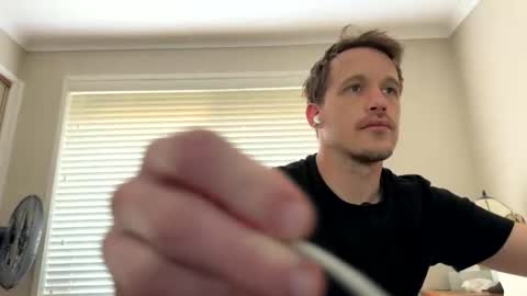 Snapshot of aanal341330 chatting on 01-18-26, 10:24 Kris online show from 01-18-26, 10:24