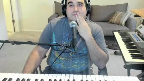 Snapshot of aaroleplayer chatting on 05-21-26, 10:39 Aaron online show from 05-21-26, 10:39