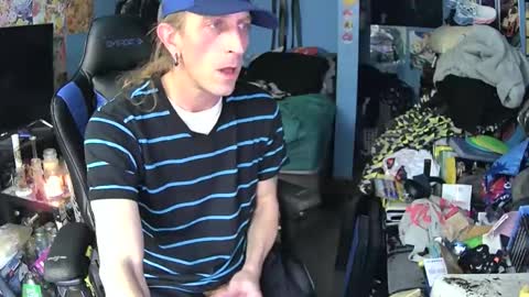 Snapshot of aaron111dub chatting on 02-28-26, 04:19 NorCalLongSlong online show from 02-28-26, 04:19