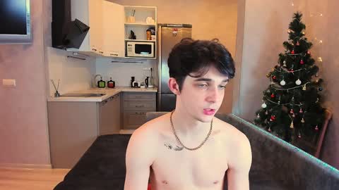 Aaron Bang online show from 01-25-25, 08:42