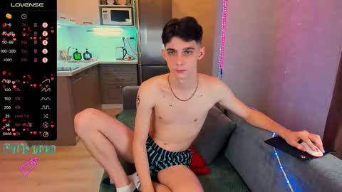 Aaron Bang online show from 12-14-25, 08:24