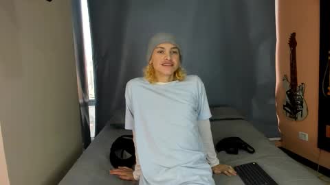 Aaron fordd online show from 11-21-25, 11:20