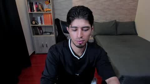 Aaron online show from 01-04-25, 11:06