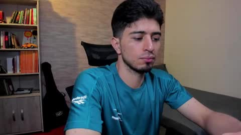 Aaron online show from 03-07-25, 09:17