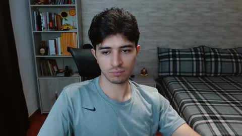 Aaron online show from 11-03-25, 07:48