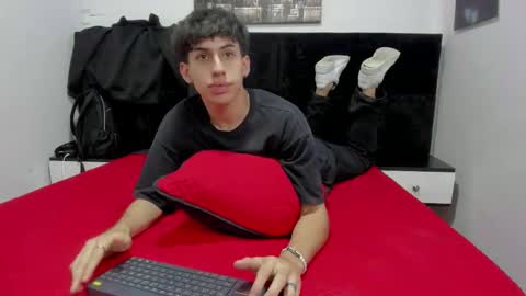 Aron online show from 09-18-25, 07:16