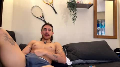 Snapshot of aaron_wheel chatting on 05-16-26, 05:12 aaron_wheel online show from 05-16-26, 05:12