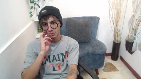 Snapshot of aaronbeer_ chatting on 02-13-26, 11:50 Aaron online show from 02-13-26, 11:50