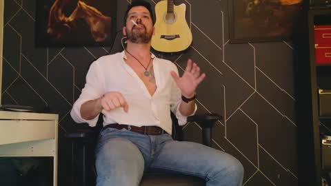 Aaron online show from 02-07-25, 10:09