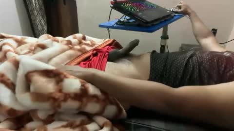 Snapshot of aaryan_sexoo chatting on 10-15-25, 07:30 aaryan_sexoo online show from 10-15-25, 07:30