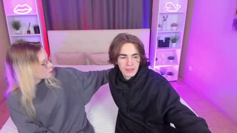 Fiona and Harry online show from 12-22-24, 08:27