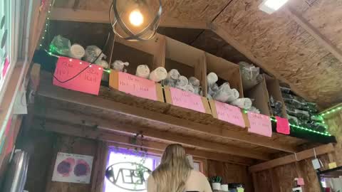 Snapshot of ababyy2901 chatting on 03-10-25, 11:27 ababyy2901 online show from 03-10-25, 11:27