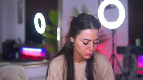 Snapshot of abbela_white chatting on 05-07-26, 05:13 Alexa online show from 05-07-26, 05:13