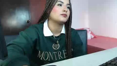 abbie777 online show from 11-17-25, 09:42