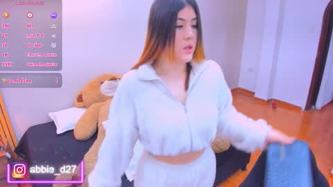 Snapshot of abbieedmond chatting on 01-07-26, 03:53 Abbie Edmond online show from 01-07-26, 03:53