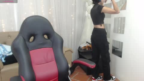 Abbi online show from 12-11-24, 07:14