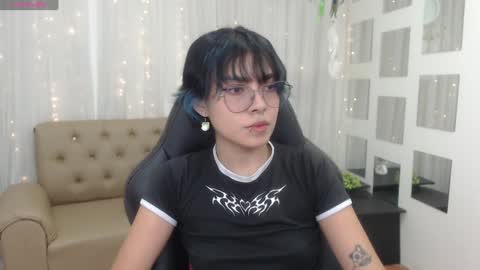 Abbi online show from 12-20-24, 07:28