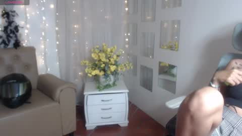 Abbi online show from 02-04-25, 07:44