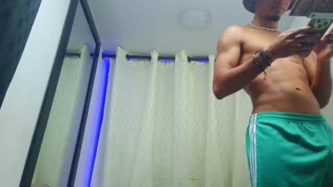 Snapshot of abby_and_david_hot chatting on 05-25-26, 11:00 abby online show from 05-25-26, 11:00
