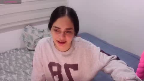 Snapshot of abby_jensen chatting on 10-13-25, 02:33 abby jense online show from 10-13-25, 02:33