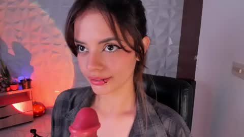Snapshot of abby_saenz01 chatting on 07-15-26, 10:37 Abby Saenz online show from 07-15-26, 10:37