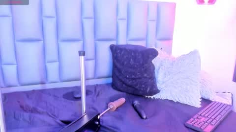 abbyadams23 online show from 03-02-26, 07:15