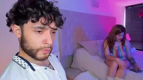 Snapshot of abbyandchris1 chatting on 09-09-25, 02:49 START TRANSMISSION ---- AM COLOMBIA TIME online show from 09-09-25, 02:49