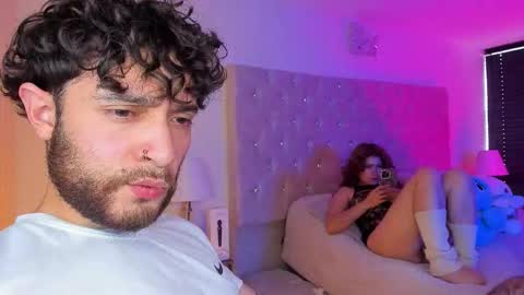 Snapshot of abbyandchris1 chatting on 09-14-25, 09:03 START TRANSMISSION ---- AM COLOMBIA TIME online show from 09-14-25, 09:03