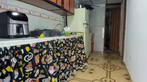 Snapshot of abbyhowlland chatting on 01-21-25, 04:43 sara online show from 01-21-25, 04:43