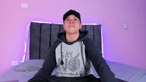 Snapshot of abbysmiitth_ chatting on 12-31-24, 12:15 Abby Smith online show from 12-31-24, 12:15