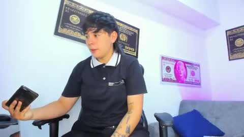 Snapshot of abbysmiitth_ chatting on 03-12-25, 12:15 Abby Smith online show from 03-12-25, 12:15