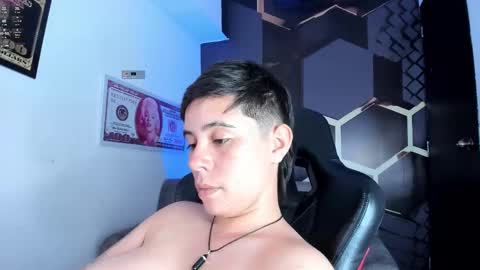 Snapshot of abbysmiitth_ chatting on 10-28-25, 10:01 Abby Smith online show from 10-28-25, 10:01