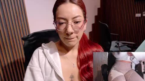 Snapshot of abbystones chatting on 04-24-26, 01:24 Abby Stones online show from 04-24-26, 01:24