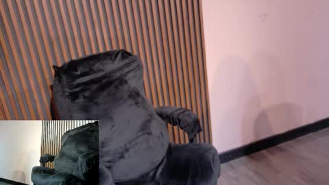 Snapshot of abbystones chatting on 06-03-26, 12:08 Abby Stones online show from 06-03-26, 12:08