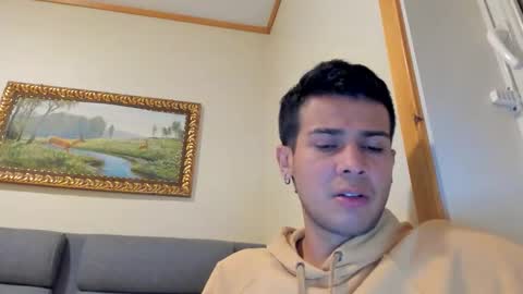 Snapshot of abelasburgo chatting on 09-11-25, 09:04 Independence model AbelAsburgo online show from 09-11-25, 09:04