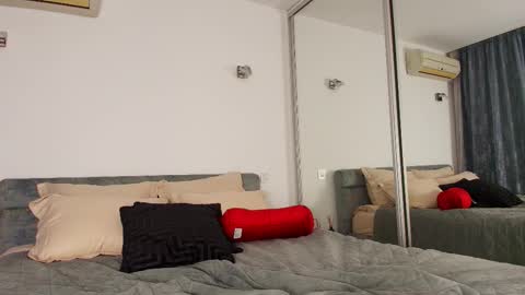 Snapshot of abellaangel chatting on 01-12-26, 08:03 Mermaid online show from 01-12-26, 08:03