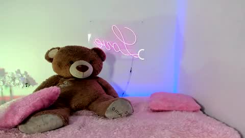  Abella and Kendra  online show from 02-03-25, 11:26