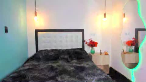 Snapshot of abellaconnor chatting on 11-01-25, 07:27 Abella and Kendra online show from 11-01-25, 07:27