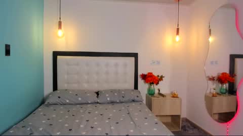 Snapshot of abellaconnor chatting on 11-12-25, 09:03 Abella and Kendra online show from 11-12-25, 09:03